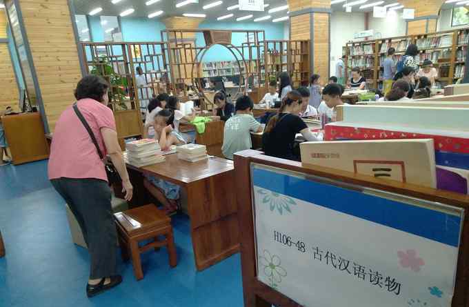 儿童图书馆 探访北京三类儿童图书馆：要么藏书多但不外借 要么针对性强但容量小