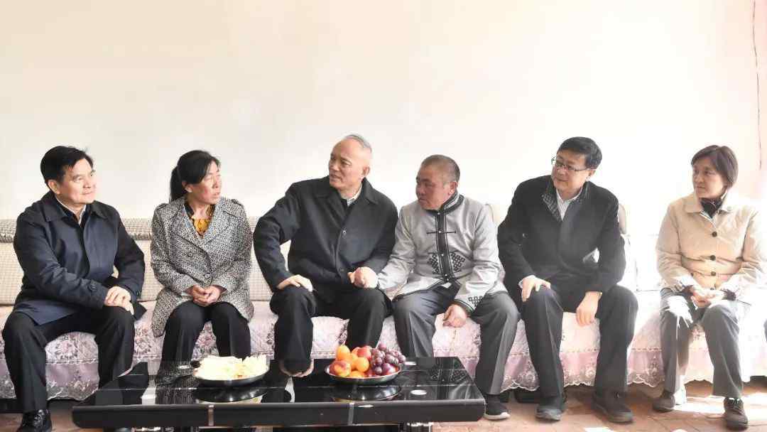 包振玉 北京市党政代表团赴内蒙古自治区对接扶贫协作工作