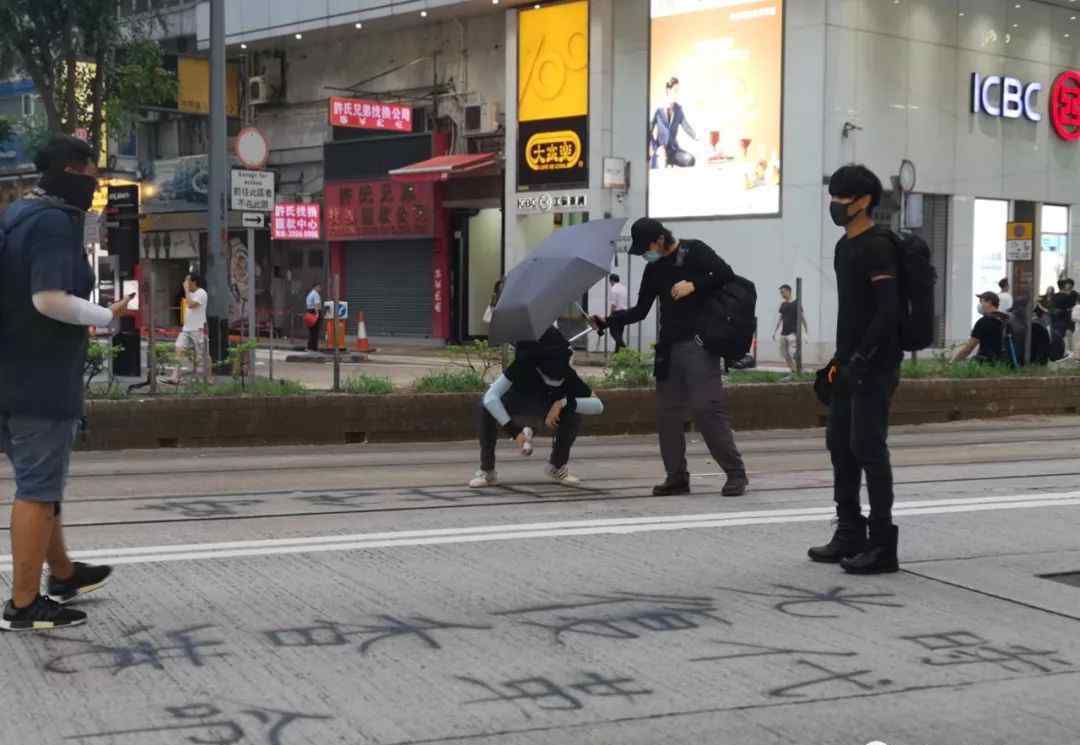 港乱 起底祸港乱港暴力活动的“急先锋”，日薪制分钱模式，现场有指挥