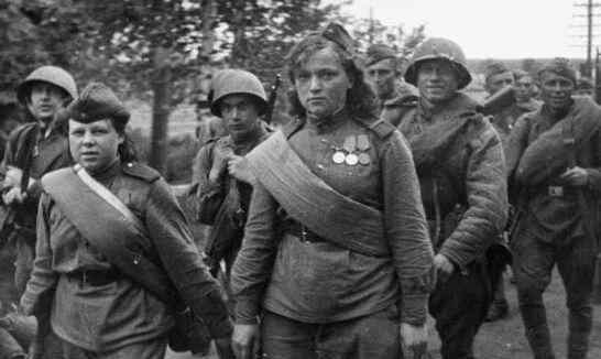 二战德国对待苏联女兵 德军是怎么对待苏联女卫生兵