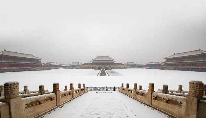 故宫雪景图片 空无一人的360°故宫雪景什么样？红墙白雪，千万别错过