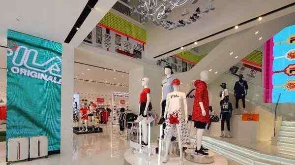 斐乐官方网站专卖店 FILA大中华区最大旗舰店在上海悦荟广场升级开业