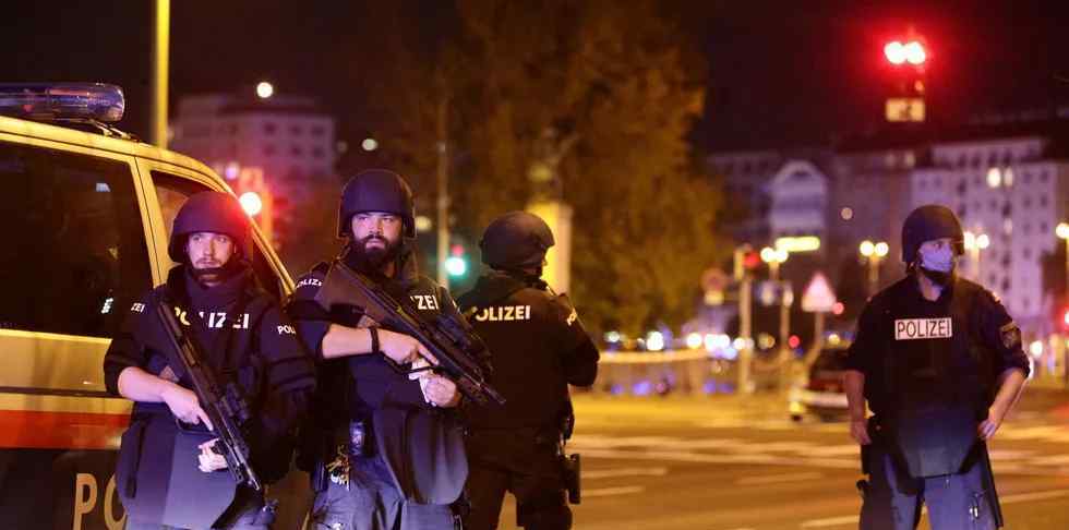奥地利发生恐袭7人遭枪击身亡
