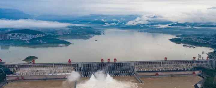 长江第2号洪水预计4天抵达武汉 南京发布红色预警