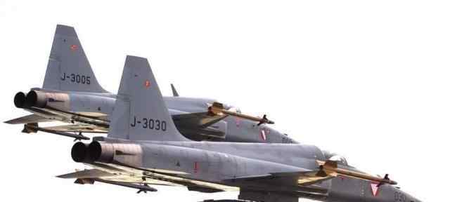 f5战斗机 F5超音速轻型战机，具备全天候作战能力，操作十分简单