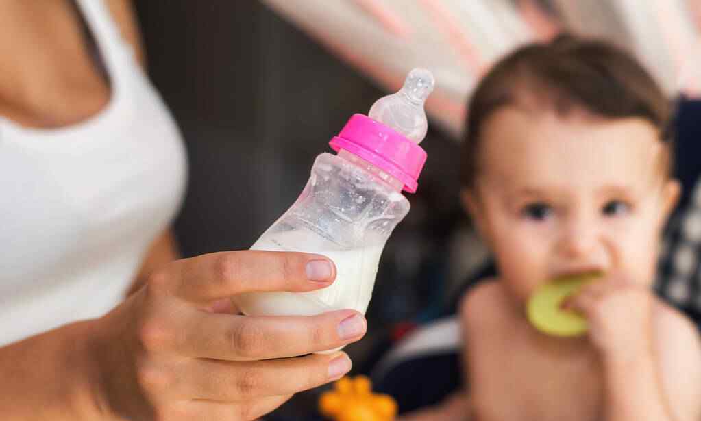香港测出9款婴儿奶粉有致癌物质 到底发生了什么