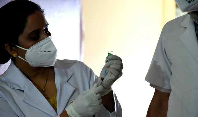 技术故障？印度新冠疫苗接种闹乌龙 3名居民还没打就收到接种证明