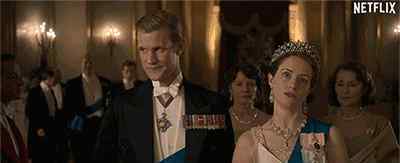 王冠第二季 《王冠》第二季回归除了揭秘英国皇室八卦，她们的衣服才是重点！