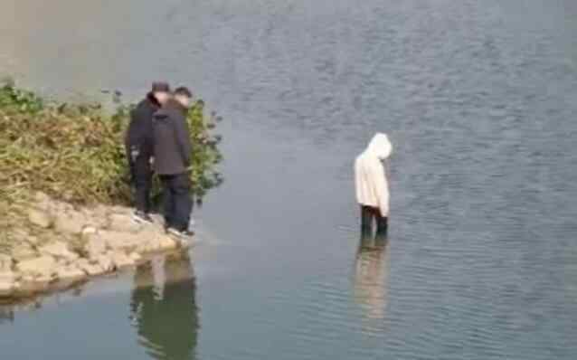央视主播评安徽女孩轻生溺亡 怎么看待安徽女孩轻生溺亡