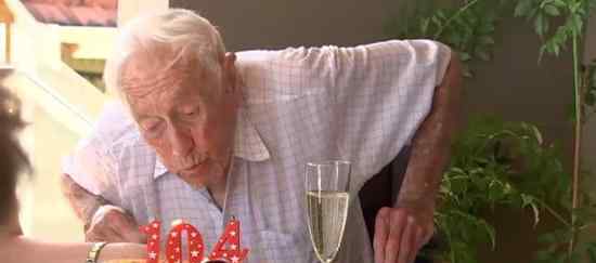 104岁科学家安乐死 觉得活太久了已经准备好离开这个世界