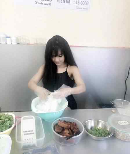 越南洗碗小妹一抬头惊艳路人 现实版灰姑娘故事