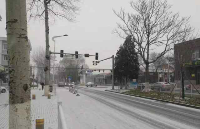 北京延庆下雪 到底什么情况呢？