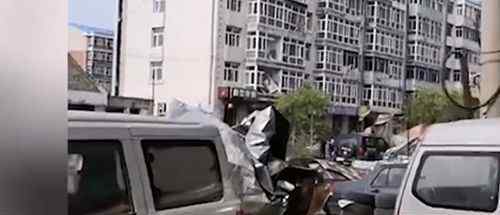 哈尔滨巴彦县疑遭7级龙卷风袭击 暂无人员伤亡