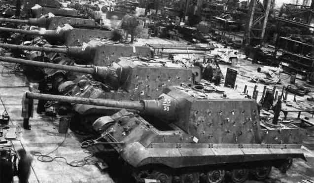 猎虎 二战后期的德军猎虎重型坦克歼击车，德国顶级黑科技唯一实战型号