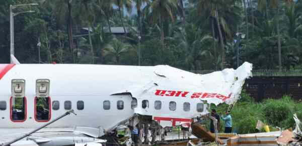 印度失事客机黑匣子已找到 客机失事原因详情展开