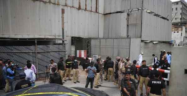 巴基斯坦证券交易所发生恐怖袭击，造成11人死亡多人受伤！