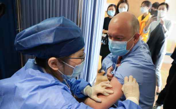 上海启动在沪外籍人士新冠疫苗预约接种