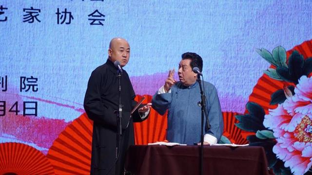 李金斗徒弟 李金斗从艺60年相声专场演出 侯耀华李建华石富宽来捧场