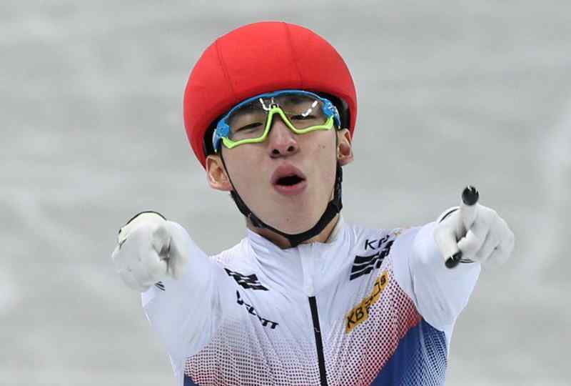 林孝俊 公开场合当众扒掉队友裤子，韩国冬奥冠军被判刑1年