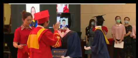 南京邮电大学毕业典礼 具体是怎么举行