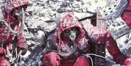 1960登珠峰不被承认 《攀登者》中首次登顶为什么没留下影像证据