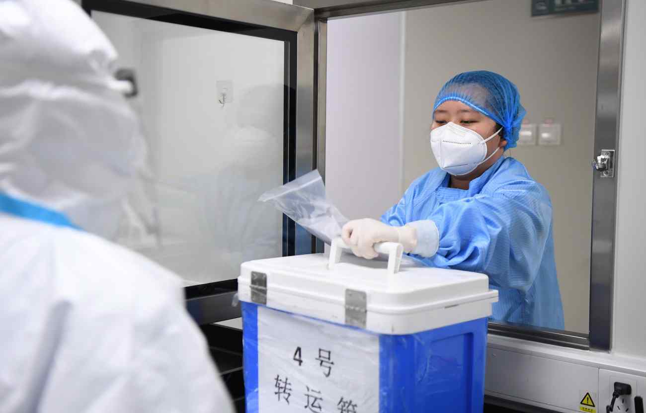 上海确诊病例曾暴露于航空集装器 上海确诊病例在哪个医院