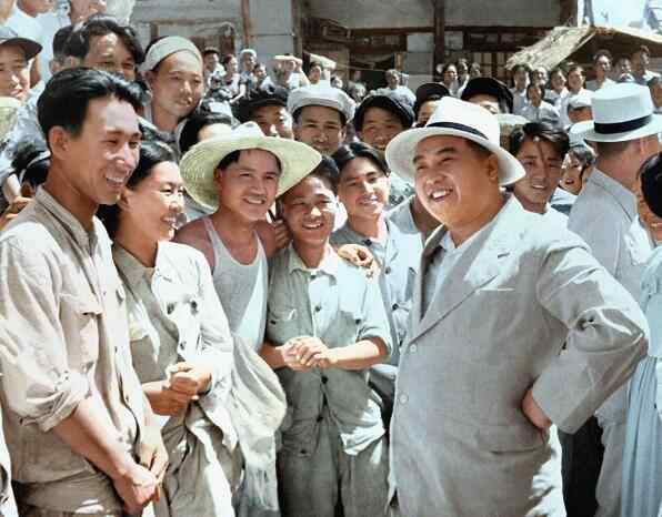 朝鲜纪念金日成同志诞辰109周年 还原事发经过及背后真相！