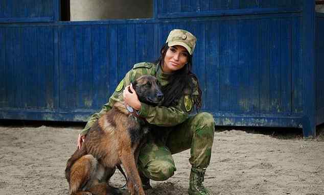 “全俄最美”女战士：安娜·赫拉玛佐娃