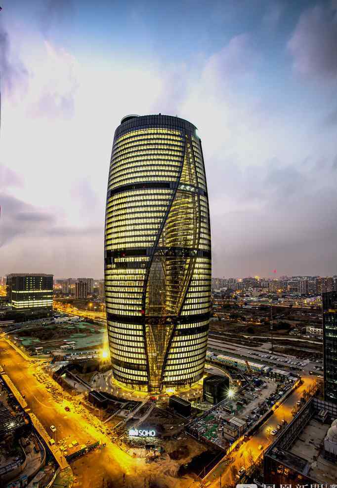 北京新地标丽泽SOHO 世界最高中庭建筑