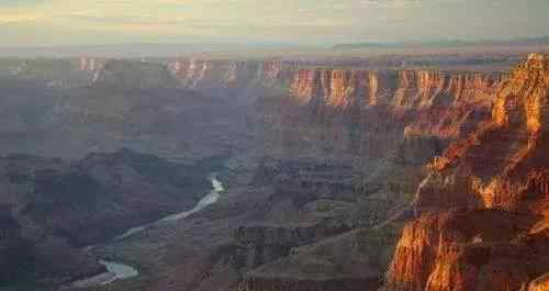 世界上最大的裂谷是什么裂谷 东非大裂谷世界之最
