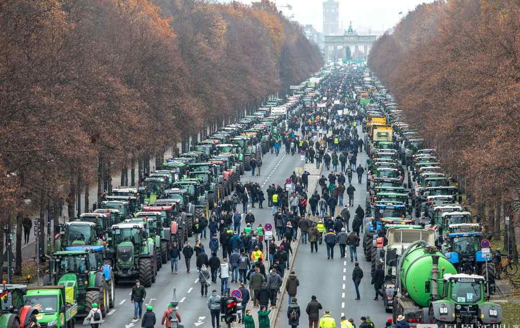 5000辆拖拉机占领柏林街头 德国农民抗议农业政策