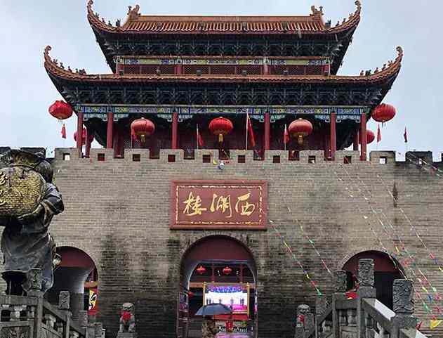 本来旺 中国最大中餐馆西湖楼如何做到年入9000万？