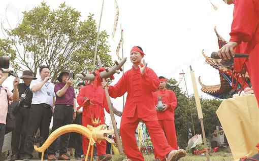 它从汨罗江 一江千古属斯人