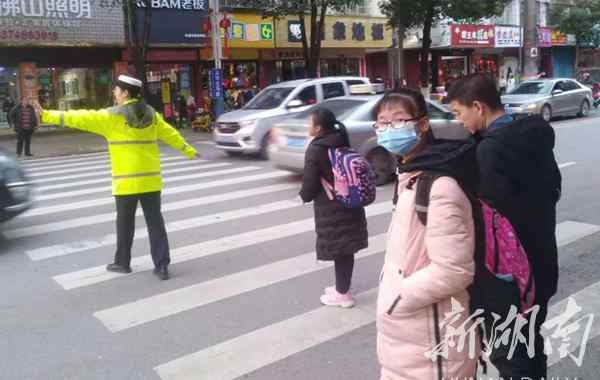 双牌 【你好，人民警察节】双牌：谢谢你，护学人！