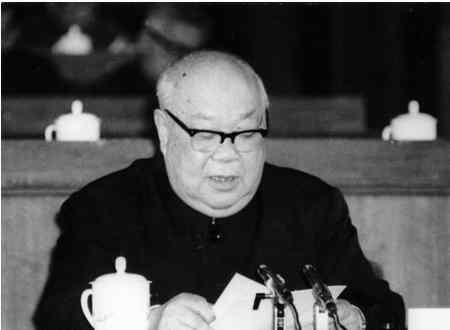 江腾蛟 这个湖南人曾是国家首席大法官  为法制建设立下不朽功勋