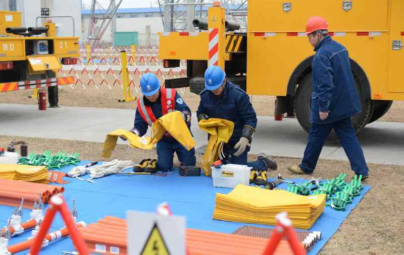 陕西培训 国网陕西培训中心输配电带电作业实训基地取得国网公司级实训考核资质