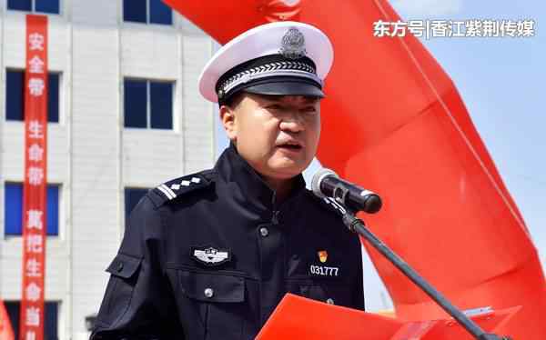 盂县交警 盂县交警走进西耐集团开展“一盔一带”宣传活动