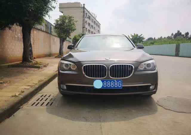 bmw760 路上经常见宝马730Li，却很少见宝马760Li，为什么？