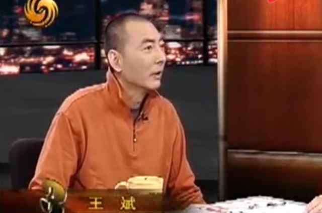 娱乐圈灵异事件 娱乐圈里的灵异事件：张艺谋曾经看见外星人？