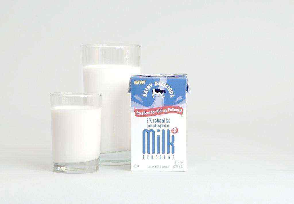 晚上几点喝牛奶最好 牛奶什么时候喝最好 每天早晚喝牛奶有什么好处