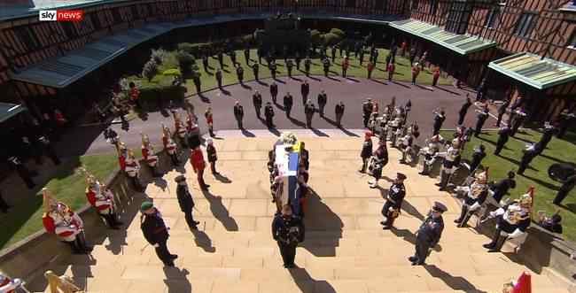 菲利普亲王葬礼在圣乔治教堂开始举行 事件详细经过！