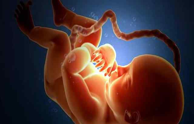 胎儿宫内窒息 孕妈的三种行为是让胎儿“宫内窒息”的杀手，想要顺产就不要做了
