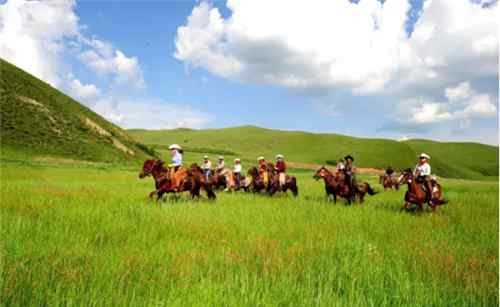 大草原旅游 5月份适合去哪里旅游 九大草原旅游投入大自然的怀抱