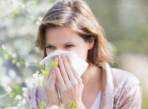 春季过敏性鼻炎 在这令过敏性鼻炎患者闻风丧胆的季节  别怕！有攻略