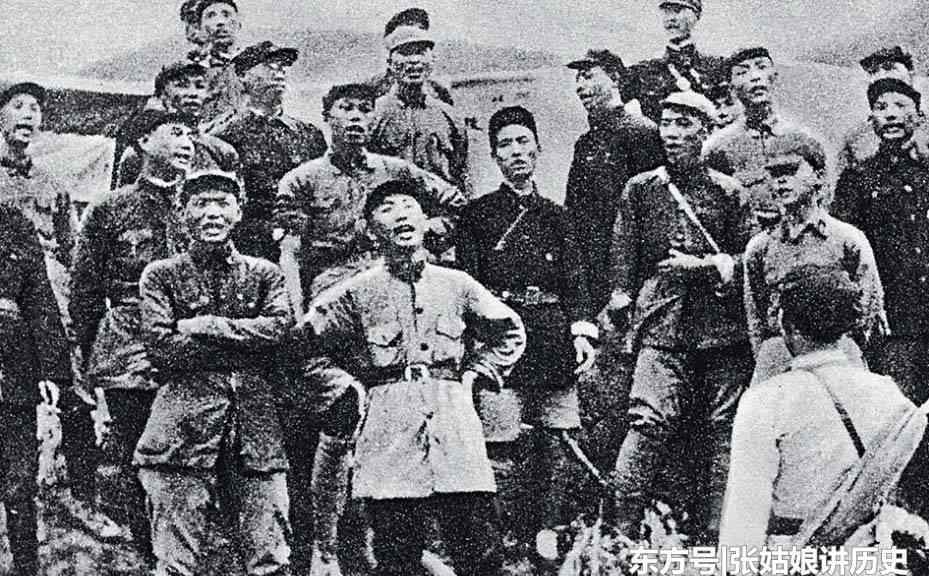 杨罗耿兵团 第十九兵团参谋长耿飚，为何在解放后，有没有授予军衔