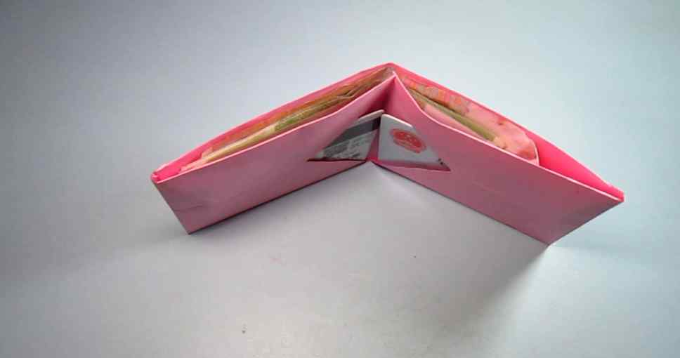 折一个漂亮的钱包 简单的折纸钱包，看一遍就能学会漂亮钱包的折法
