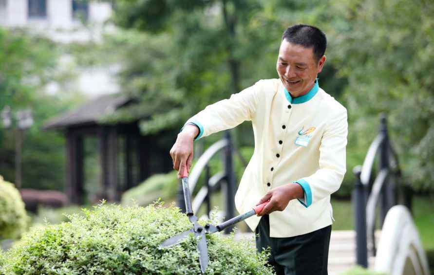 捧大哥的七字顺口溜 物业服务七字诀，太有才了！