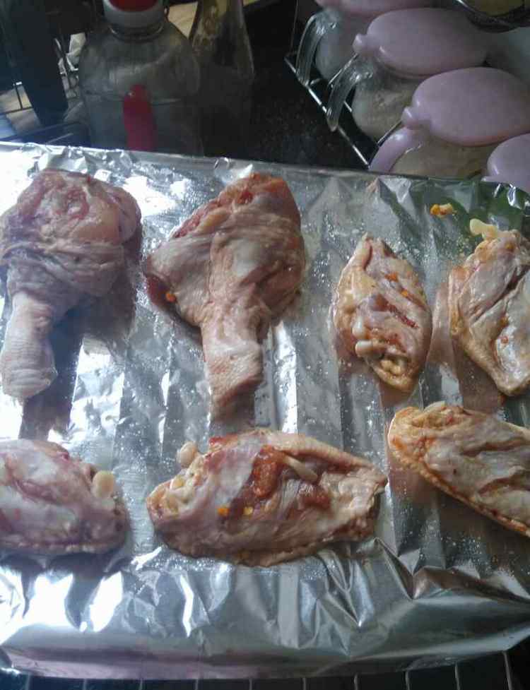 烤箱怎么烤鸡翅 烤箱烤鸡翅的详细做法 烤箱烤鸡翅配方与做法