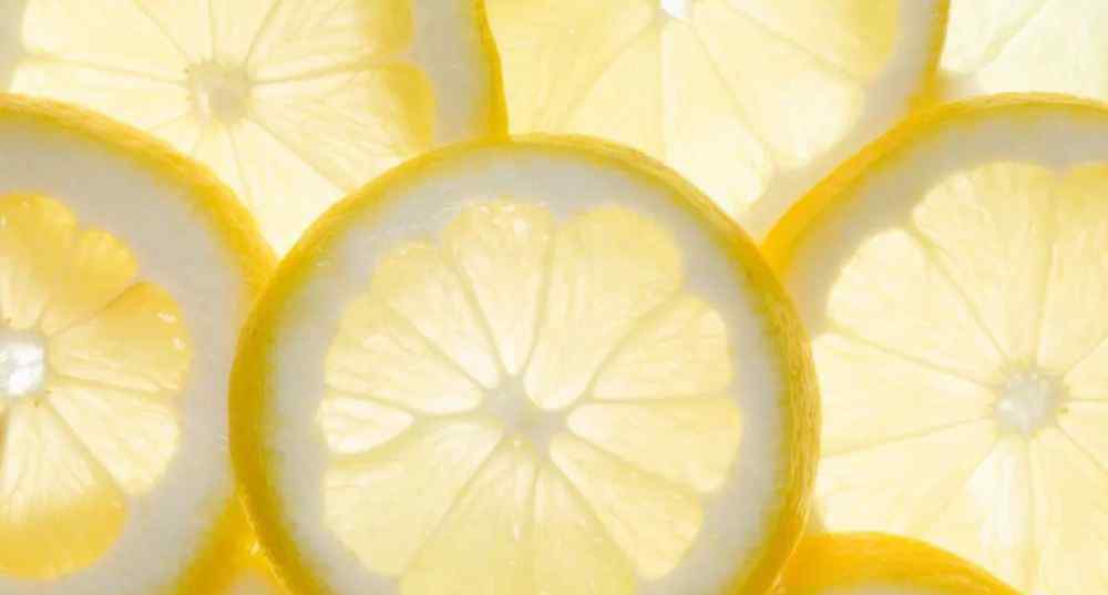 柠檬水的好处 柠檬水原来好处这么多，这次是真的酸了！