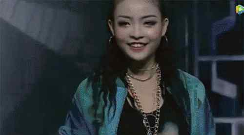 sena大笑 被吴亦凡潘玮柏看好的唯一女rapper，实在不简单！！